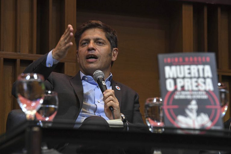 Con Presencia De Kicillof Se Present El Libro Muerta O Presa Sobre