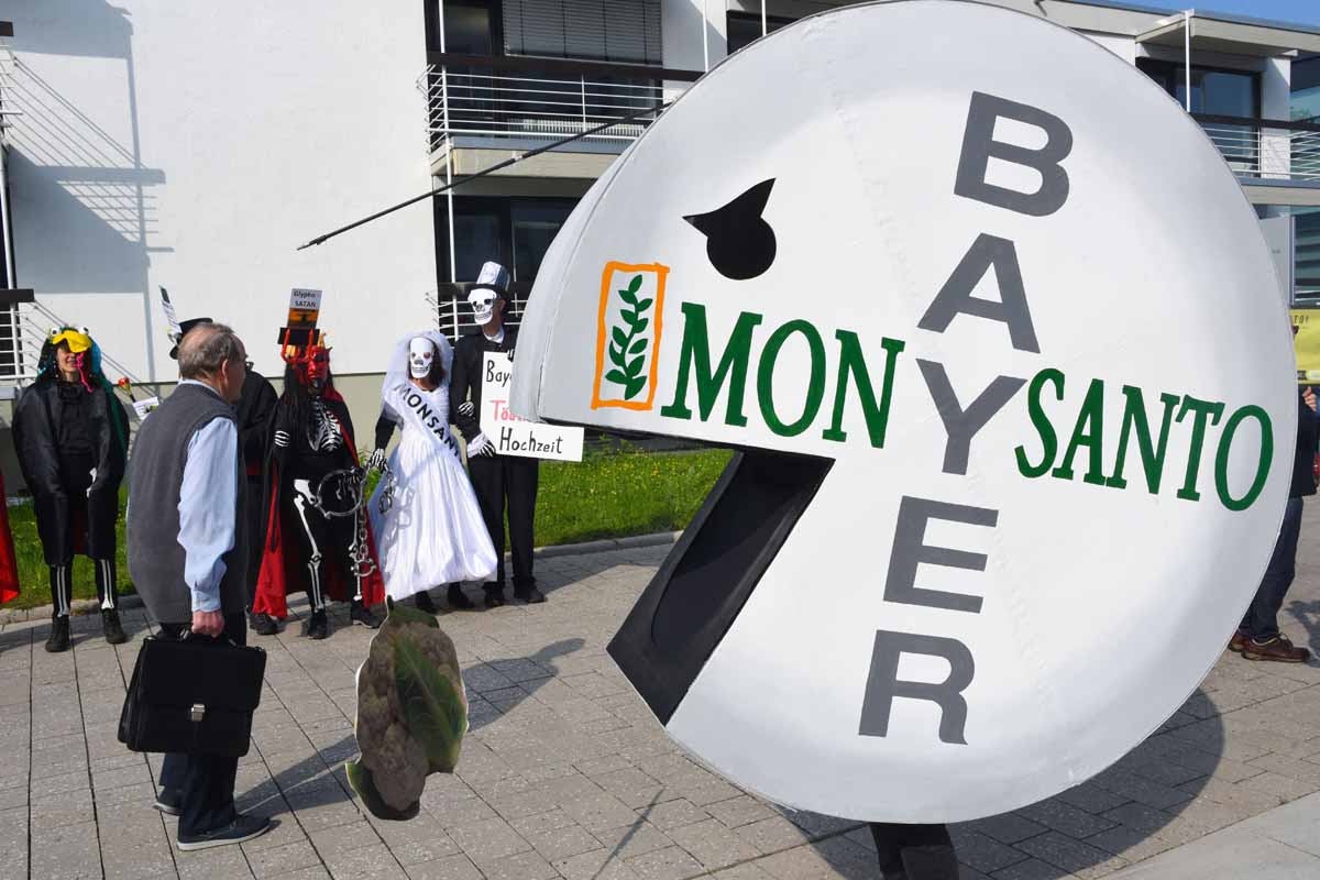 Monsanto-Bayer: de la heroína al glifosato, del gas de los nazis al agente naranja de Vietnam