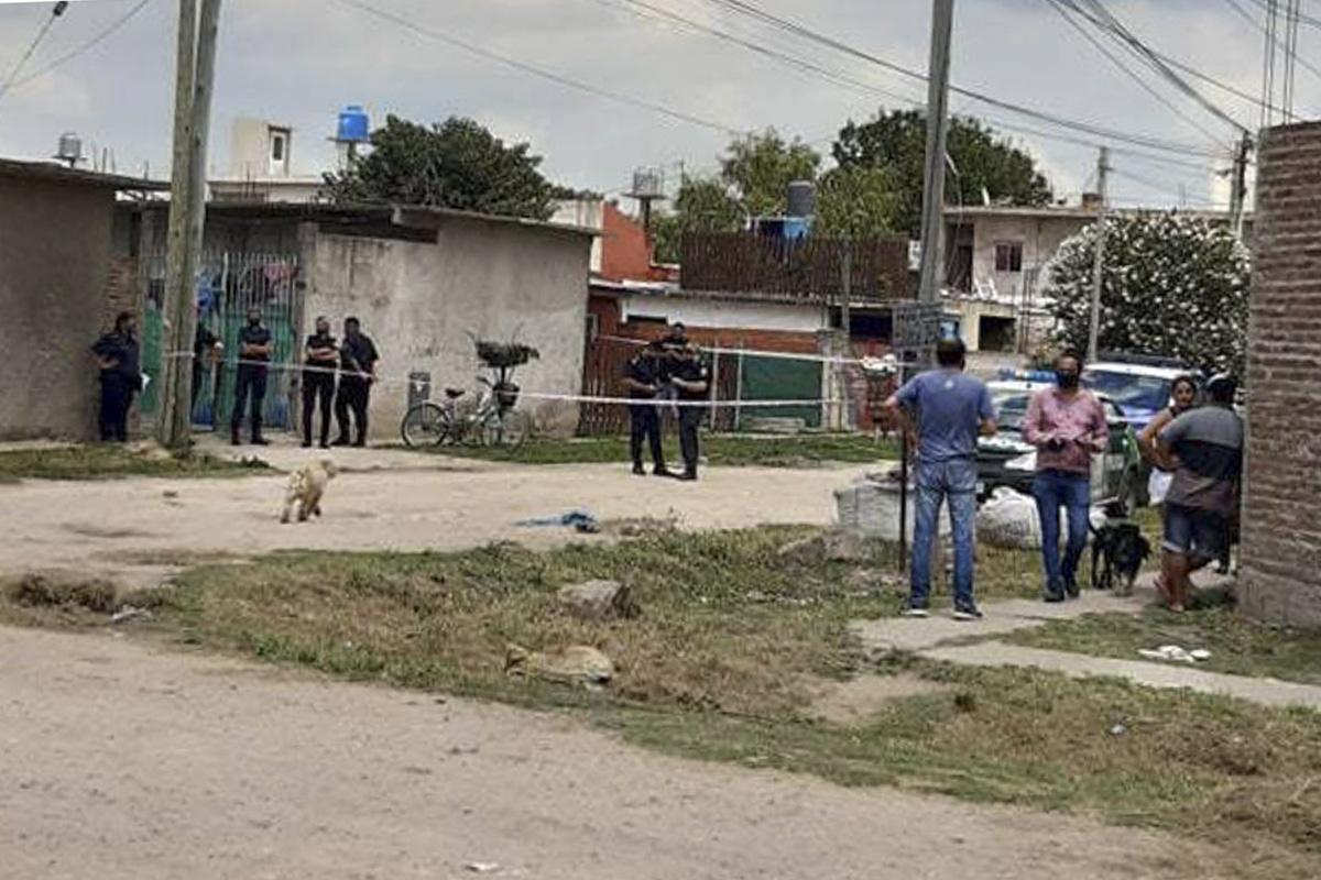 Otro femicidio: una mujer fue asesinada a puñaladas frente a sus hijos