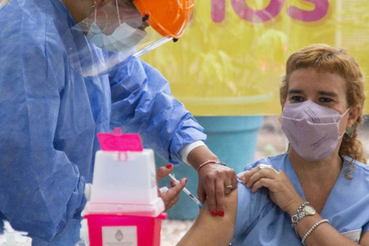 Vacunas privatizadas: legisladores porteños realizan un pedido de informes al gobierno de la Ciudad