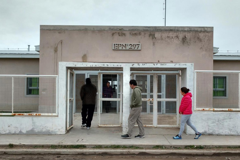 Quemaron boletas en un colegio de Viedma