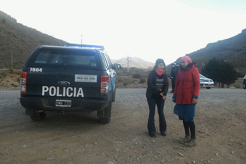 Encontraron un collar de Santiago Maldonado en la vera del río