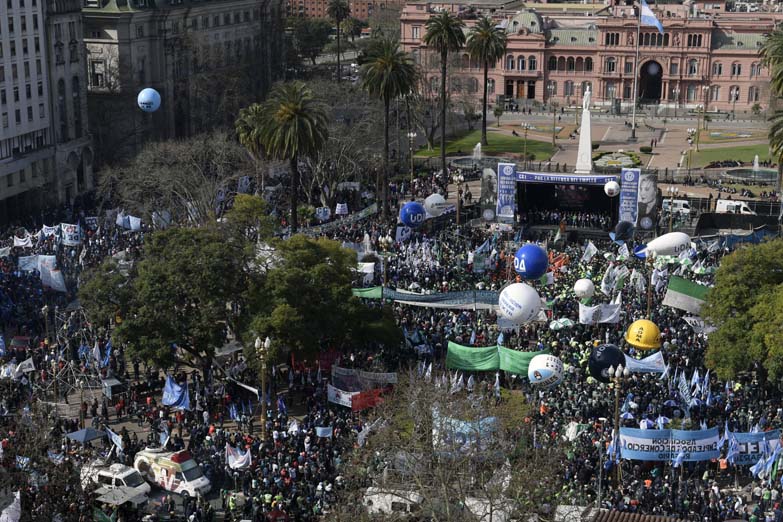 La CGT debatirá la posibilidad de realizar un paro general