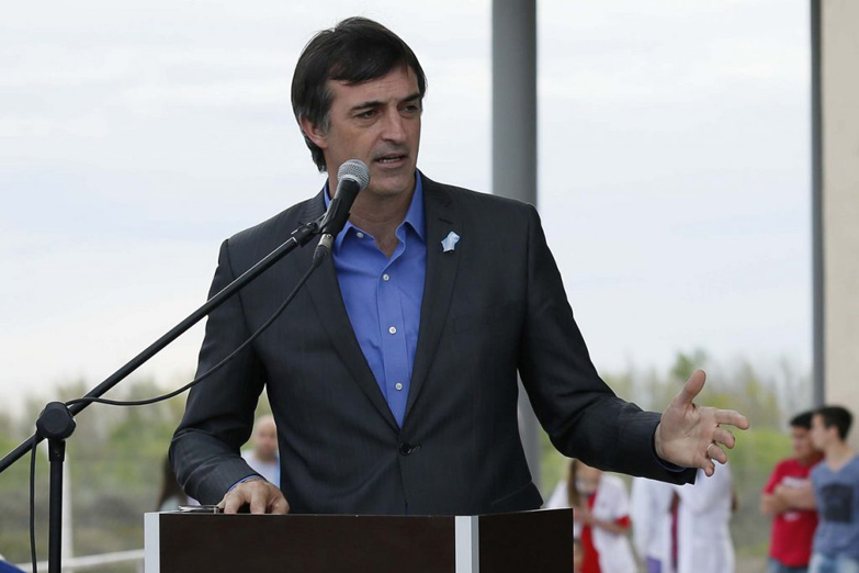 Esteban Bullrich ratifica el giro del gobierno sobre la desaparición de Santiago