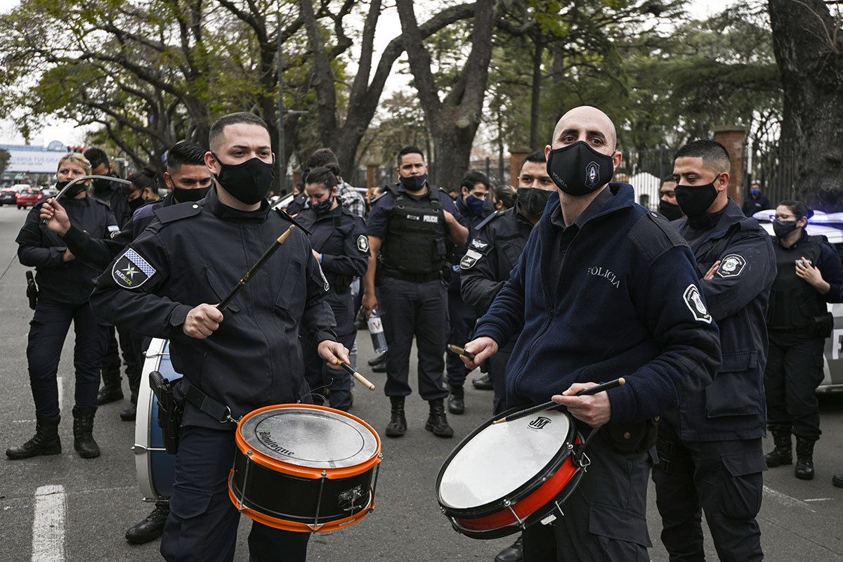 La disputa por el espacio público en una disyuntiva: está en peligro la salud y ahora también la democracia