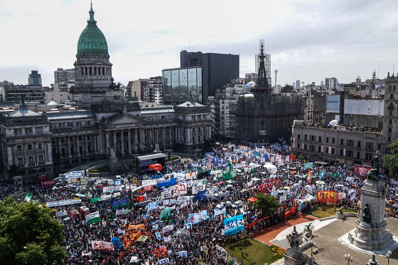 «Hoy empieza la lucha hasta voltear estas reformas del gobierno»