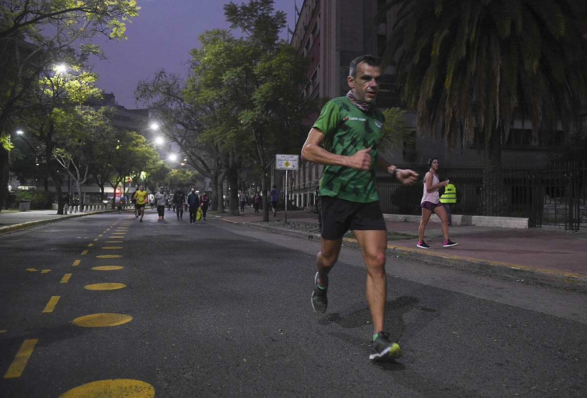 Volvieron los runners a los parques porteños