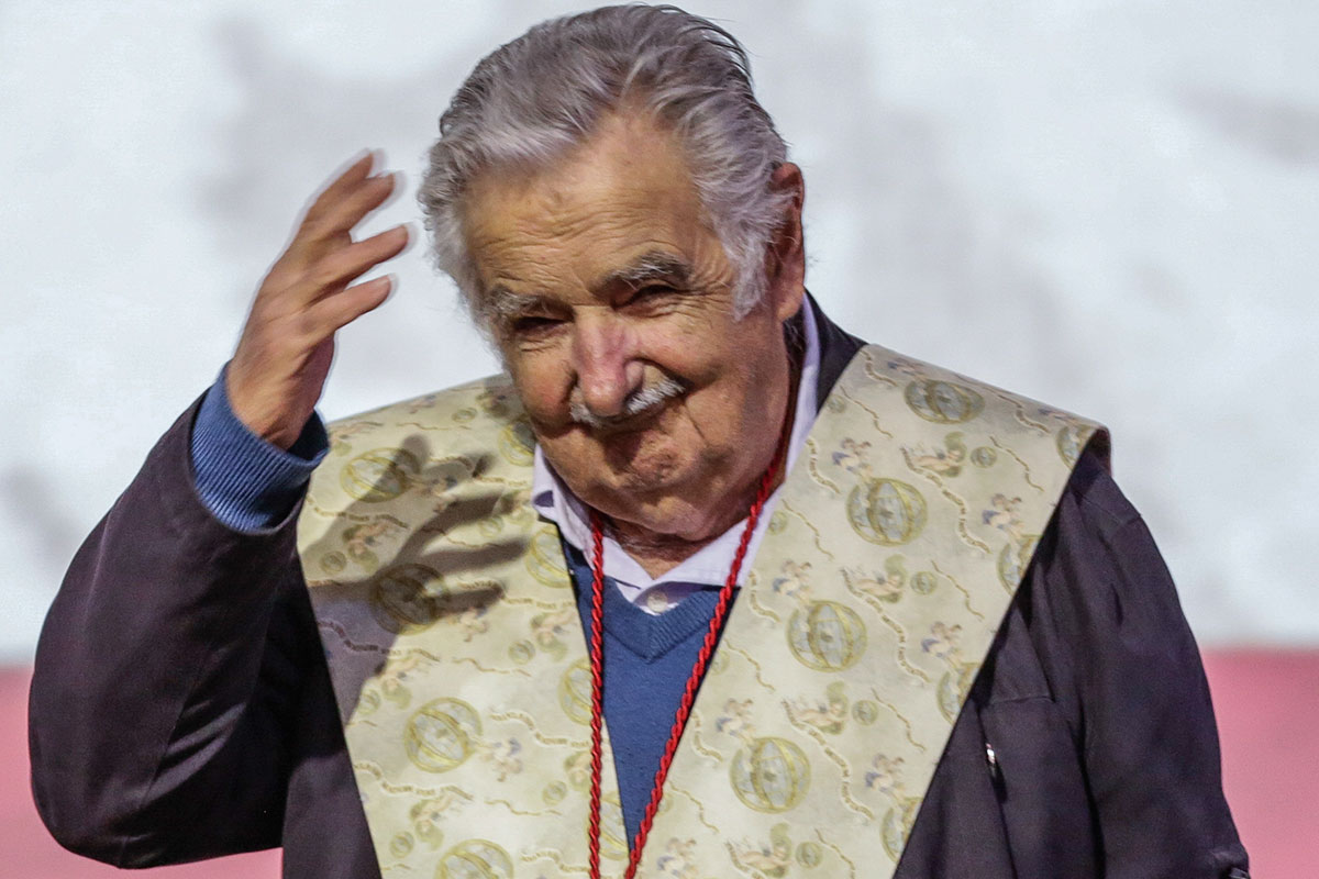 Galardonado en México, Pepe Mujica fue a tomar mate con Evo Morales