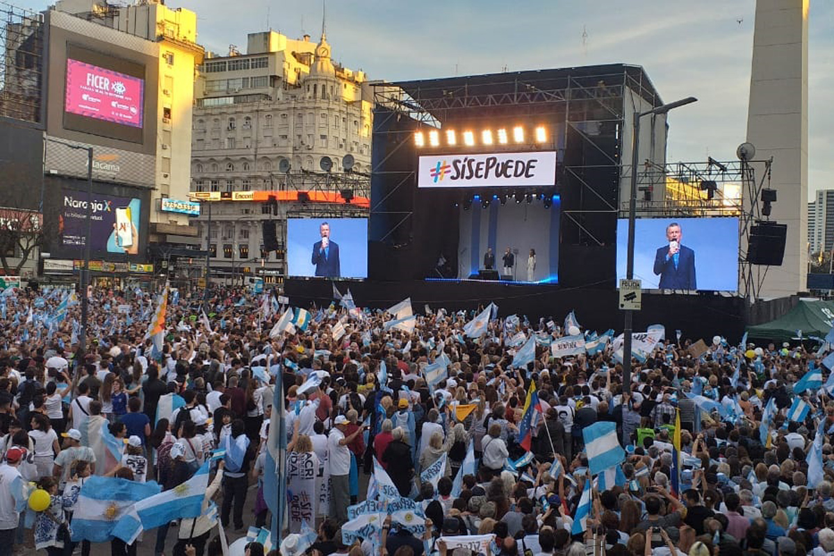 Macri en la marcha del millón: «No nos vamos a quedar callados viendo cómo nos roban el futuro»