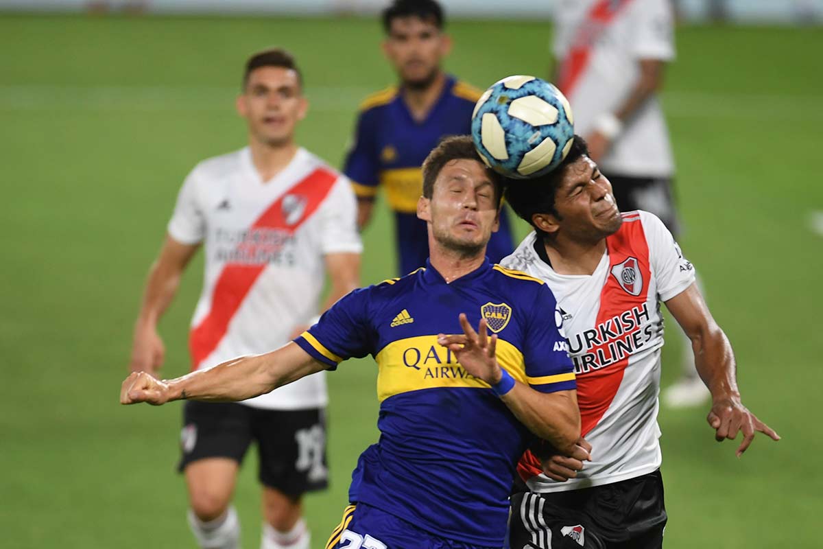 Diez jugadores de River presentan síntomas de Covid-19