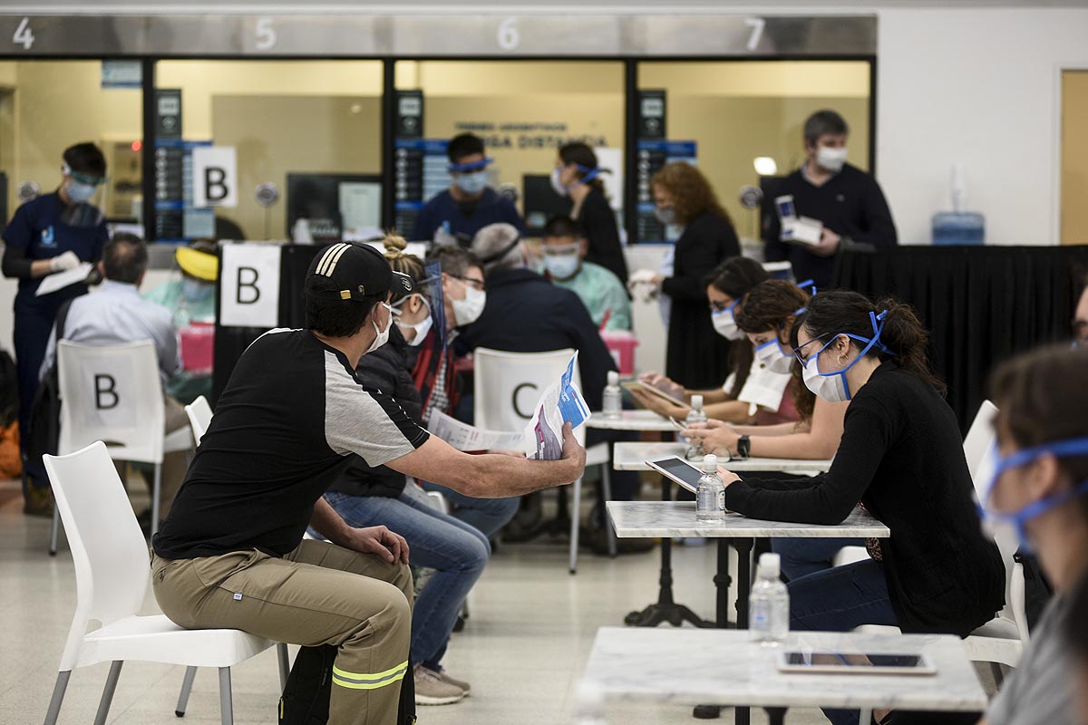 Realizan test rápidos en Retiro y Once y se ampliará a otras grandes ciudadades del país