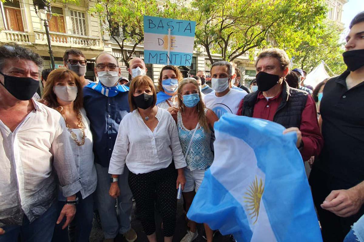 Marcha opositora: Juntos por el Cambio intenta capitalizar el caso de las vacunas