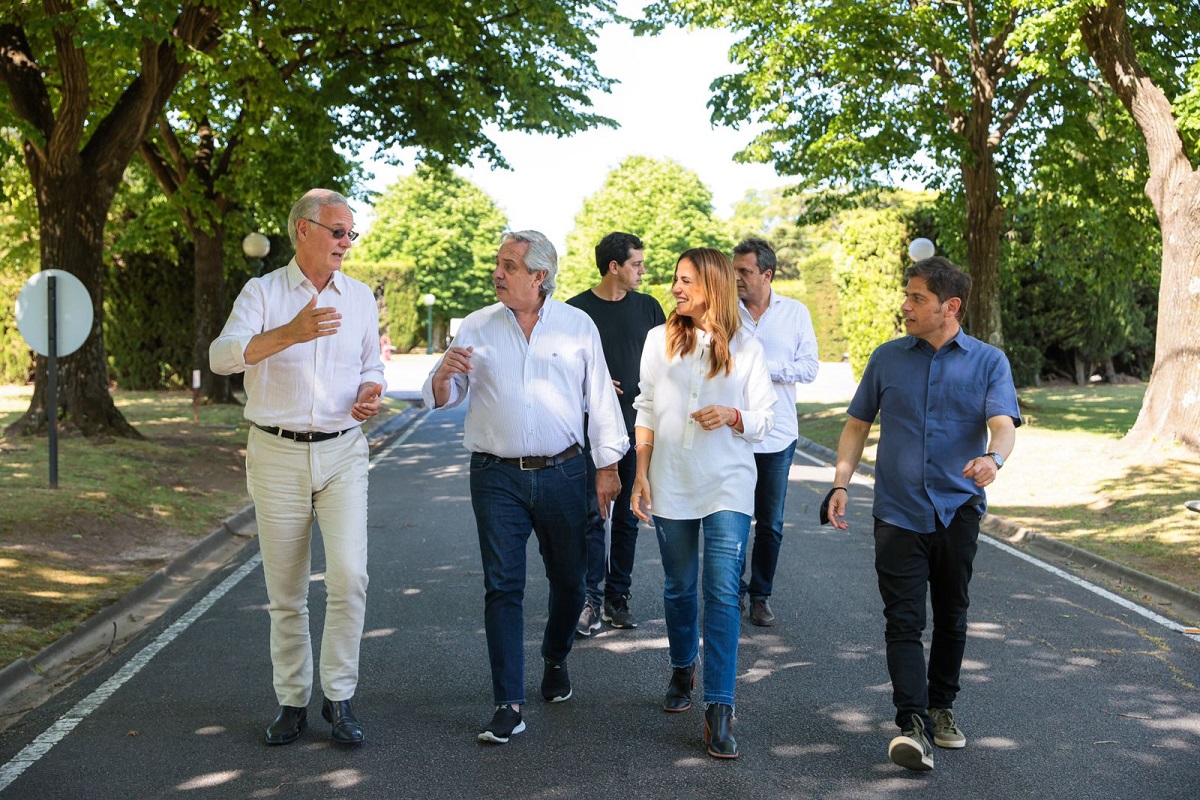 El Presidente recibió en Olivos a altos dirigentes y candidatos del Frente de Todos