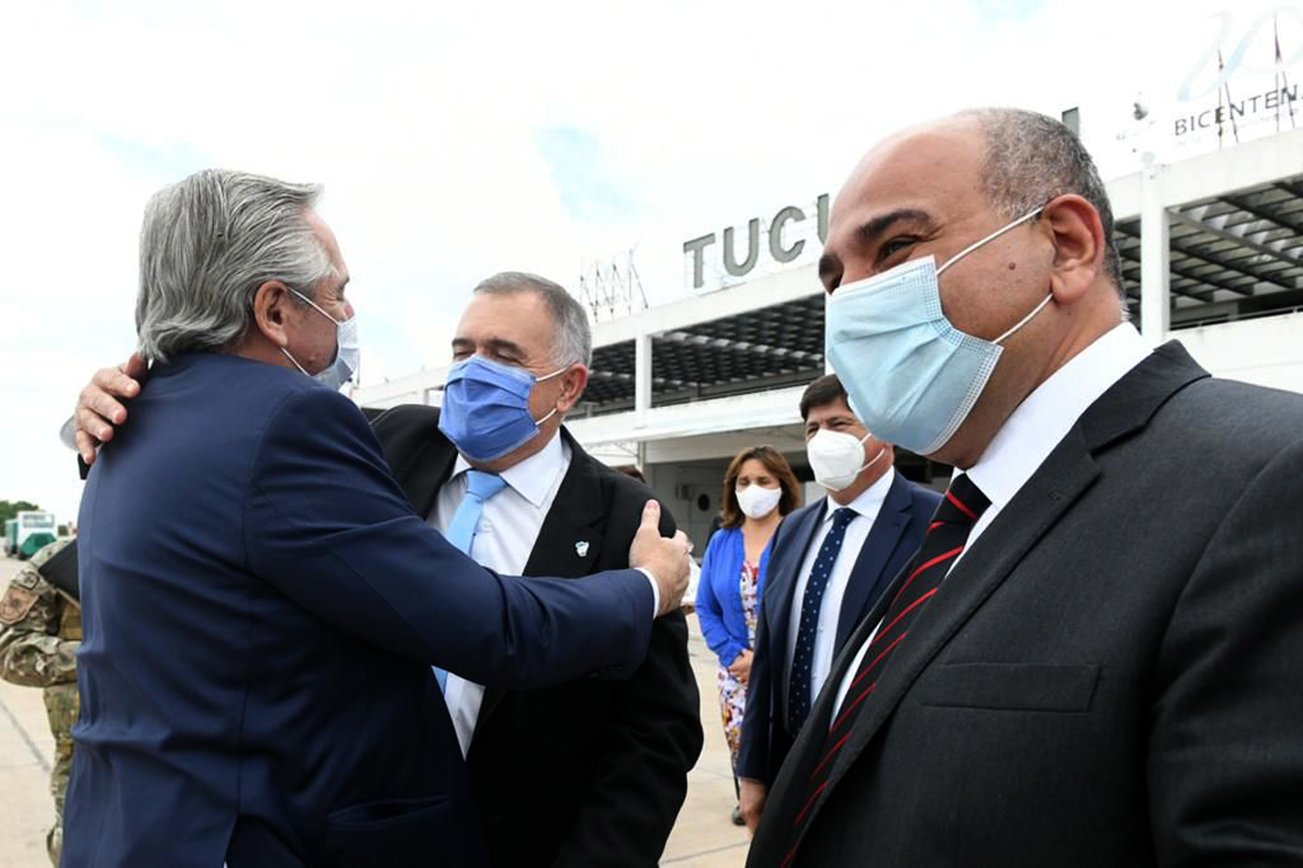 El presidente y ministros ya están en Tucumán para una reunión del gabinete federal