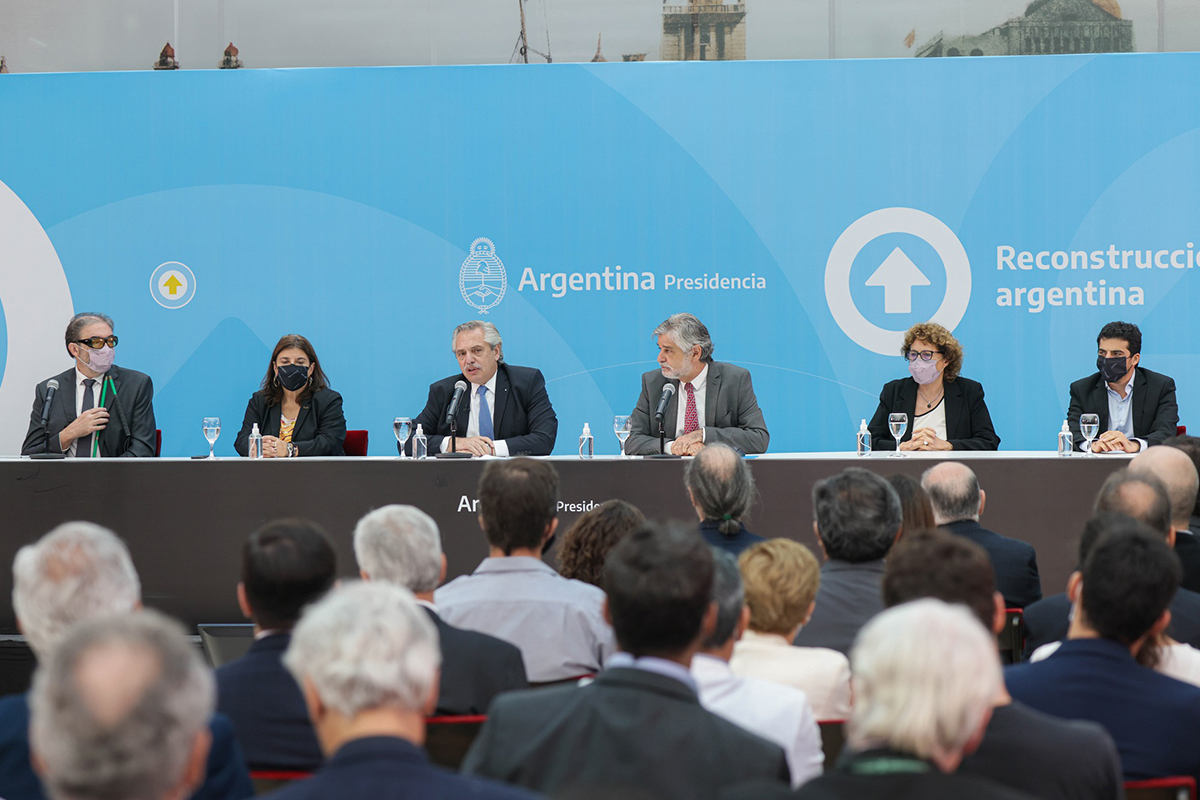 Alberto Fernández: «Hemos dado demasiadas muestras de que no estamos postergando el país»