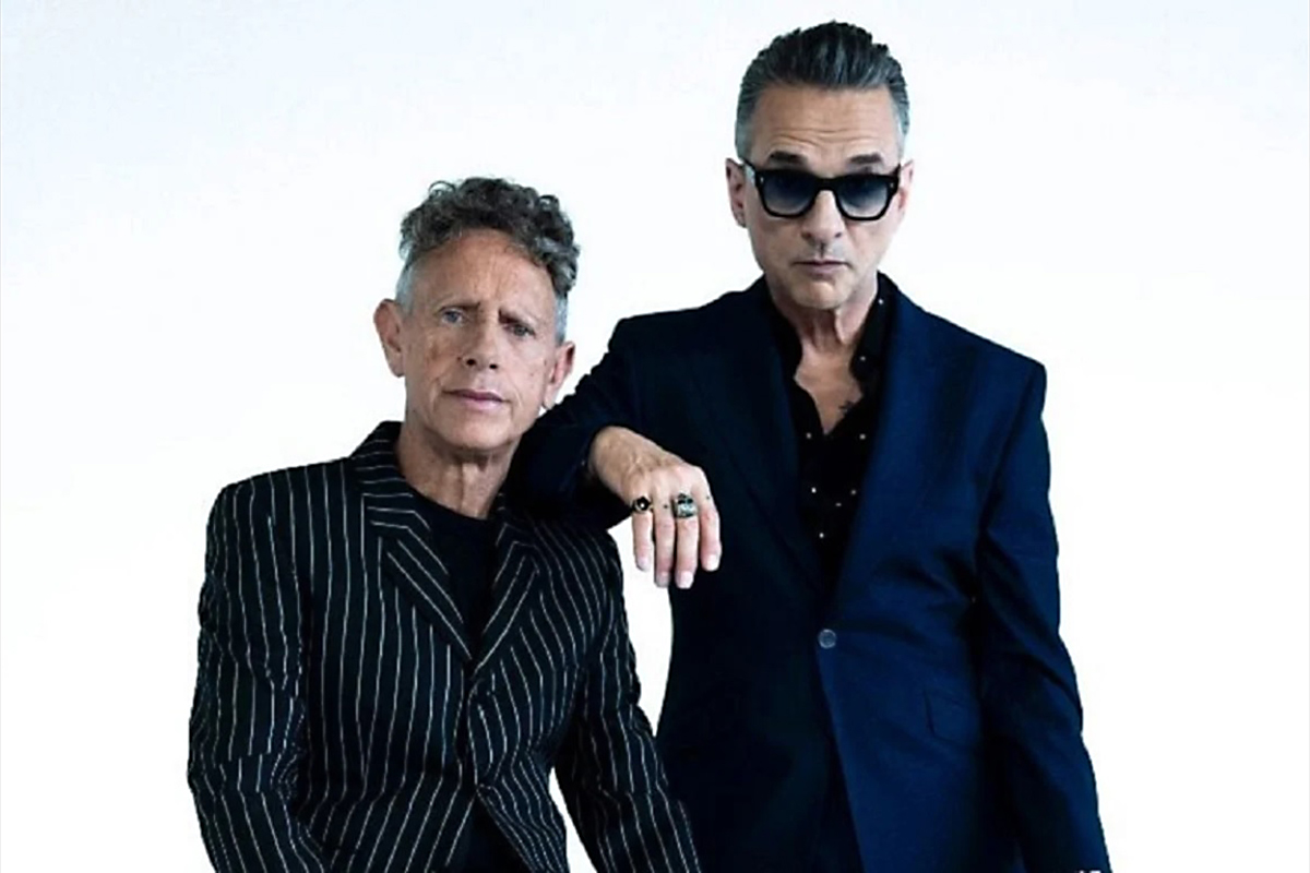 Depeche Mode anunció el lanzamiento de su nuevo disco y una gira de  presentación