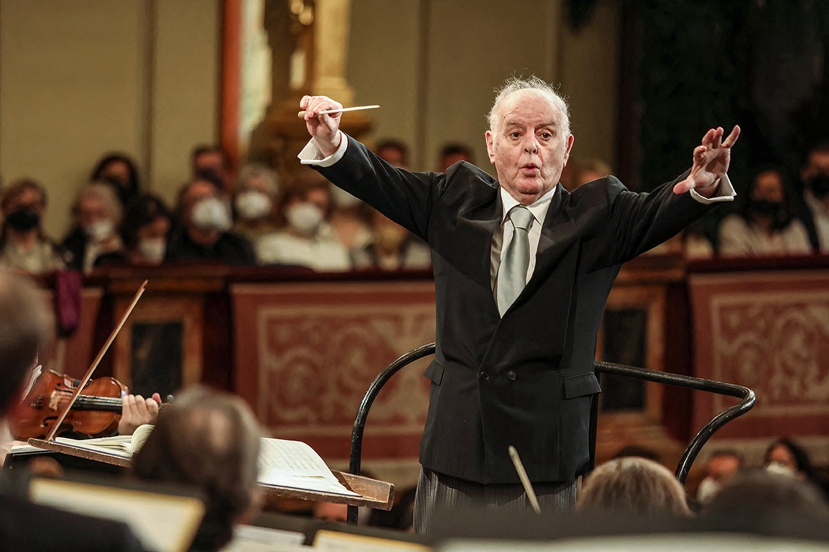 Daniel Barenboim anunció que padece Parkinson pero que seguirá dirigiendo todo lo que pueda