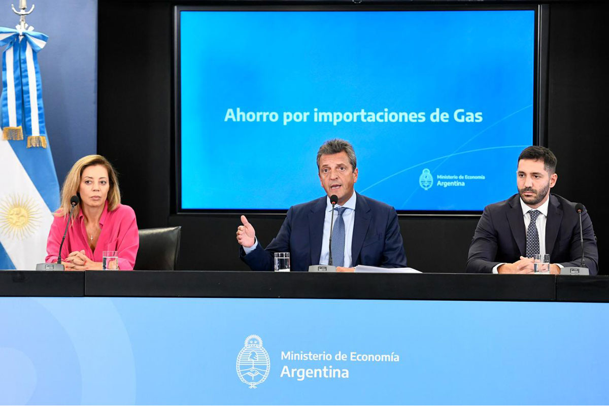 Massa anunció que se aseguró el gas para el invierno, con un ahorro de más de 2100 millones de dólares