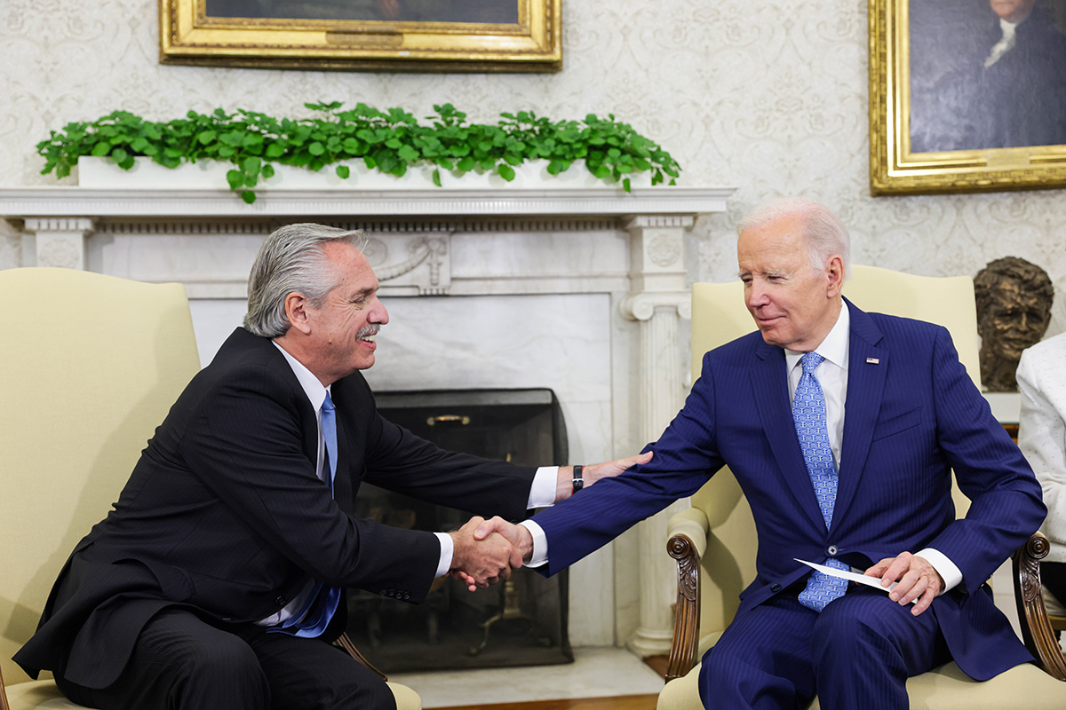 Alberto Fernández le agradeció a Joe Biden el apoyo de EEUU frente a organismos internacionales