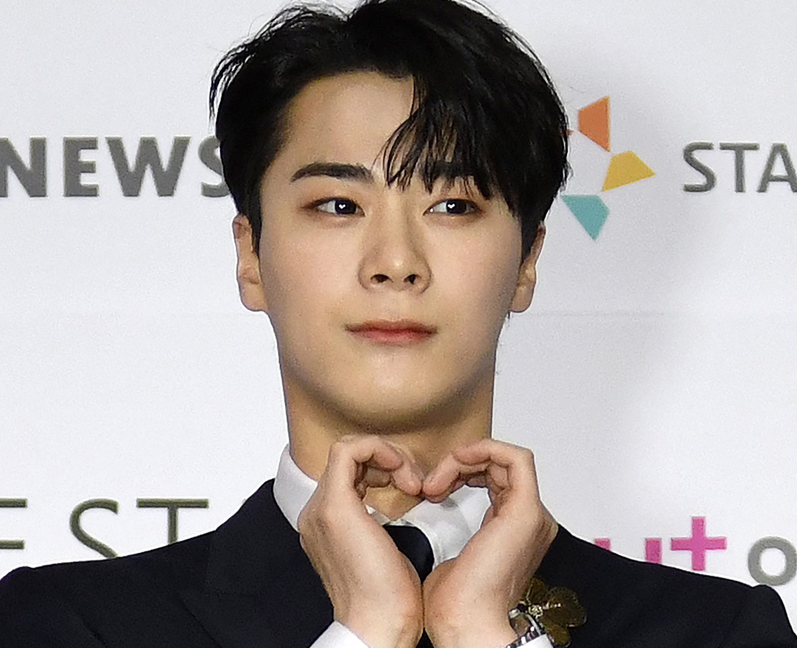 Murió Moonbin, el cantante de la banda surcoreana de k-pop Astro