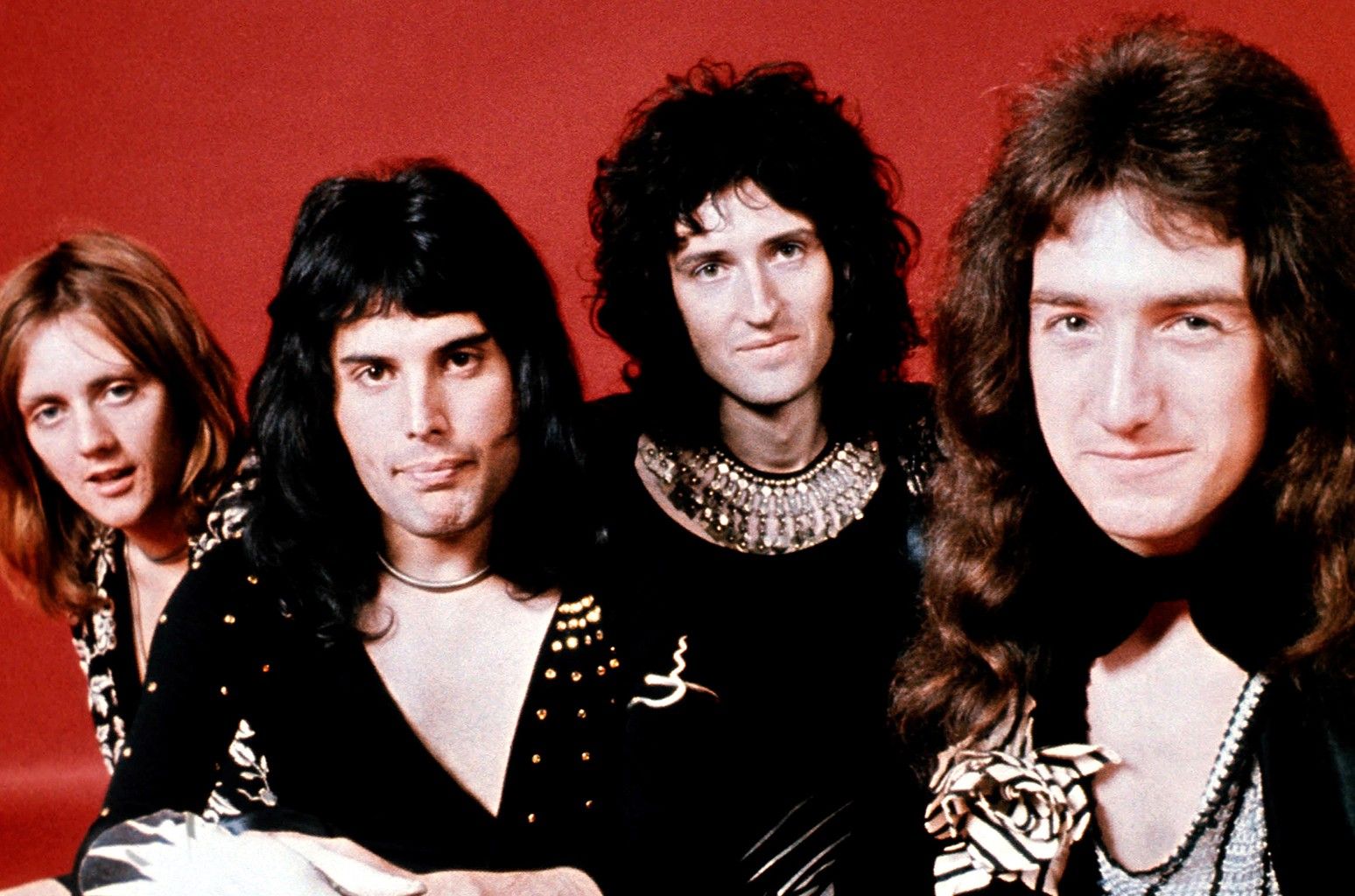 Hace 50 años, Queen lanzaba su disco debut y demostraba el gran talento ...