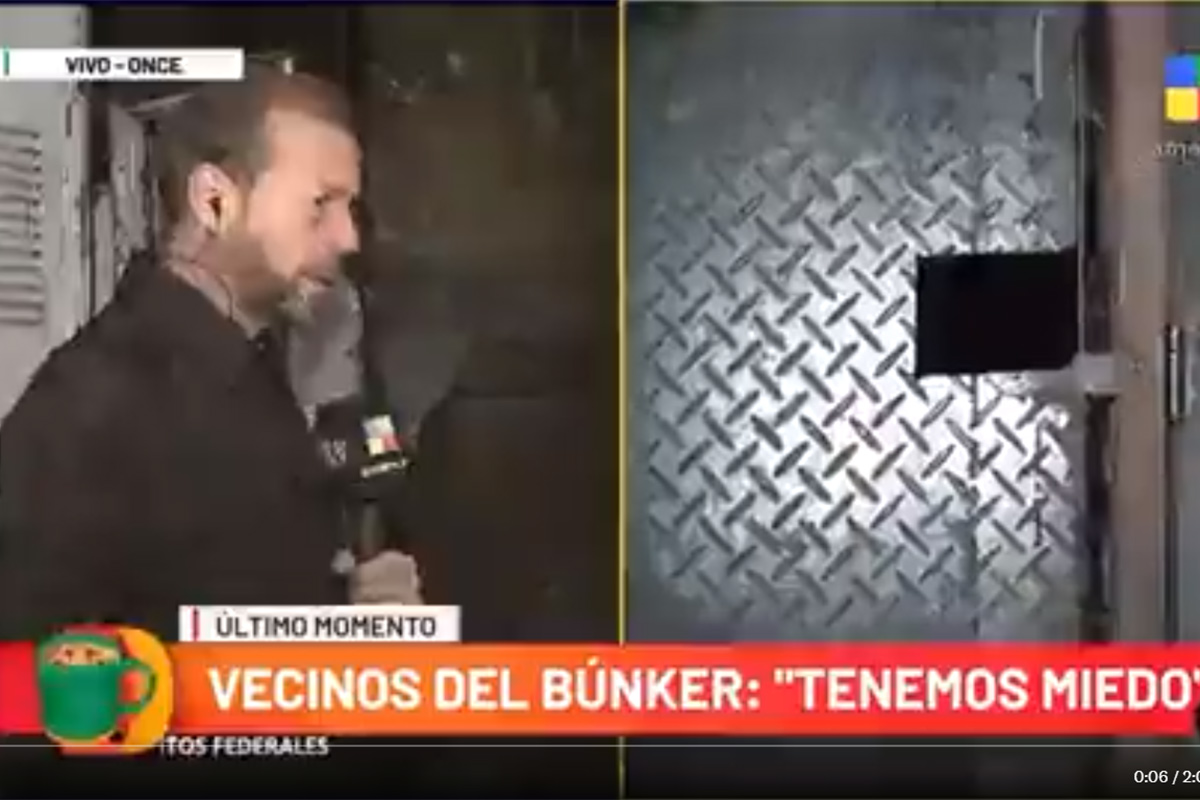 Barrio de Once: un periodista de América TV compró droga en plena transmisión y fue trasladado a la comisaría