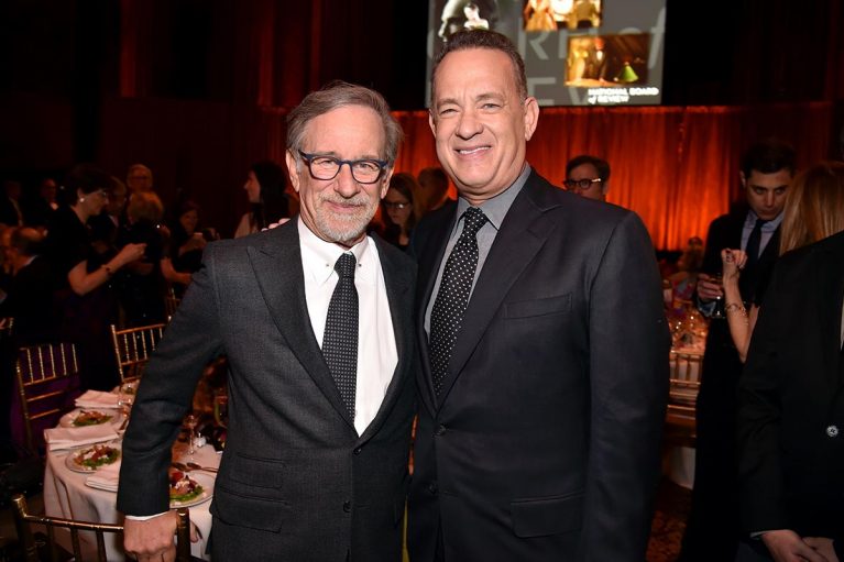 Los amos del aire, de Tom Hanks y Steven Spielberg, estrena su primer  tráiler