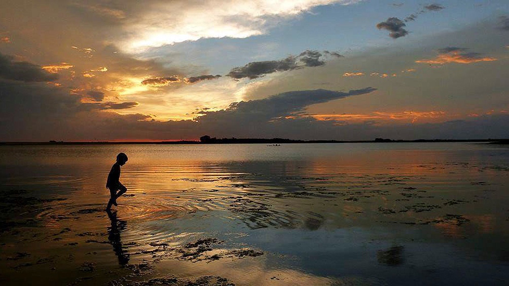 Alerta roja en la Laguna de Lobos por la presencia de cianobacterias