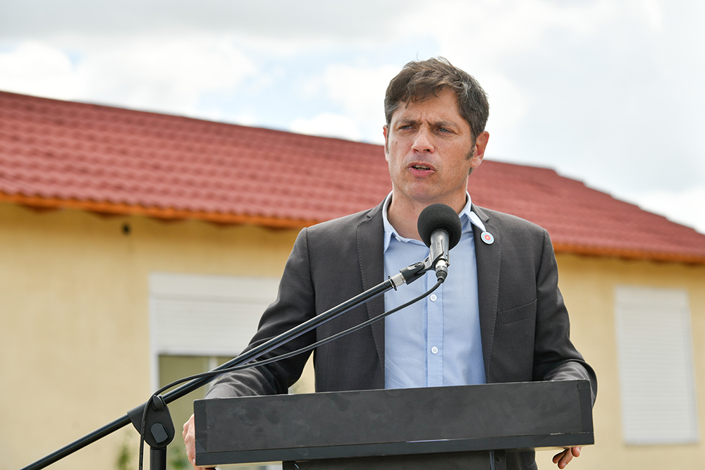 Kicillof vuelve a la Corte para reclamar la restitución de los fondos para los  docentes y el transporte