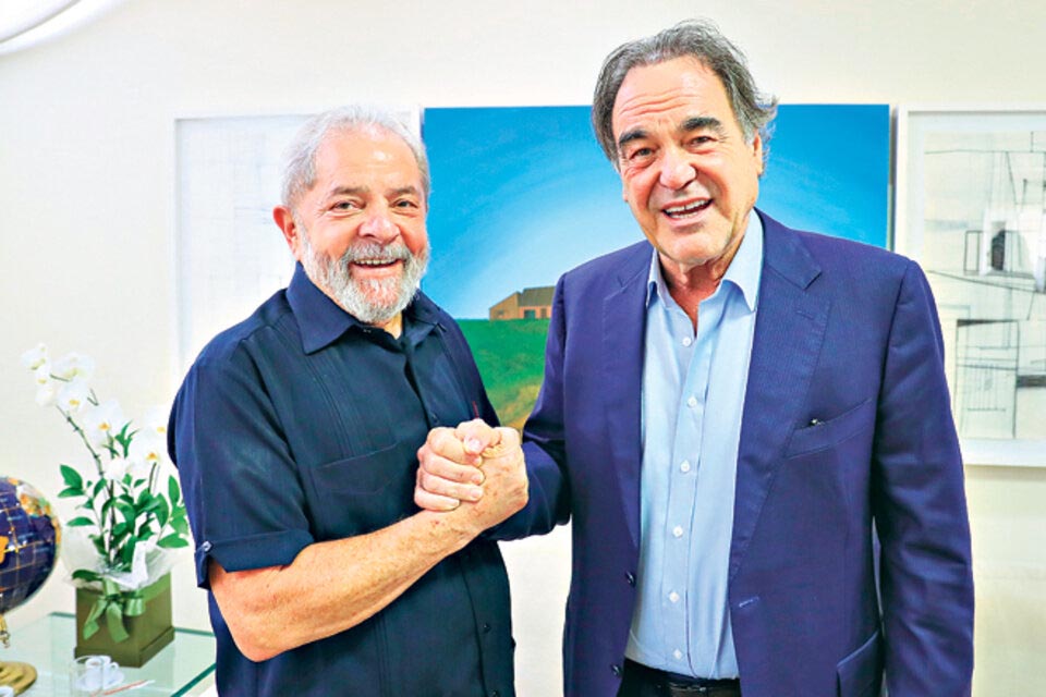 Oliver Stone terminó su documental sobre Lula