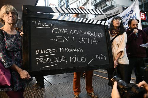 Sin cine argentino, por decreto