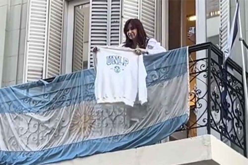 «Primero La Patria», la lista que presentó CFK para competir por la presidencia del PJ