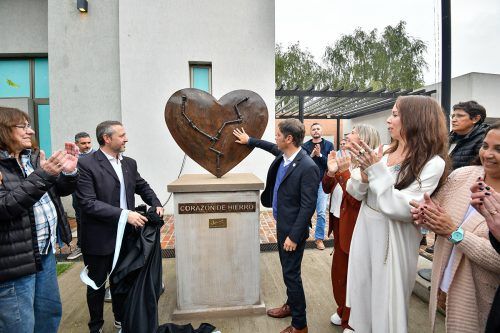 Kicillof avanza con su armado y cerrará un plenario de la militancia en Varela