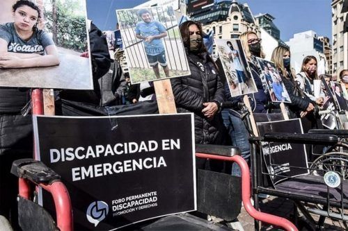 Tras el escándalo por llamar “idiotas” e “imbéciles” a personas con discapacidad, el Gobierno dijo que fue un “error” y que no tuvo «ninguna intención discriminatoria»