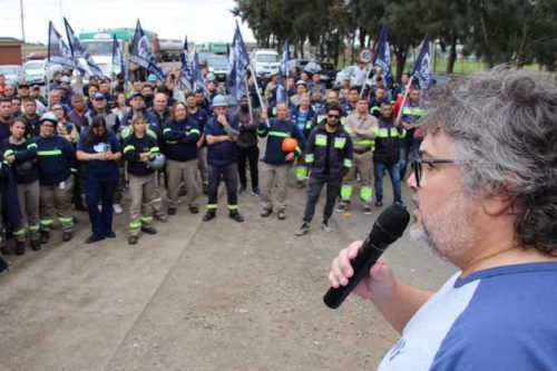 Aceiteros comenzó un paro nacional ante la falta de acuerdo por los salarios