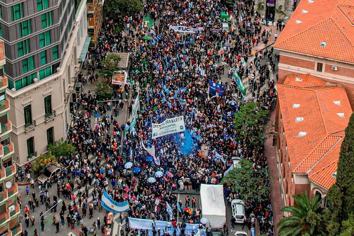 Existe el derecho de huelga, pero no el derecho al lock-out patronal