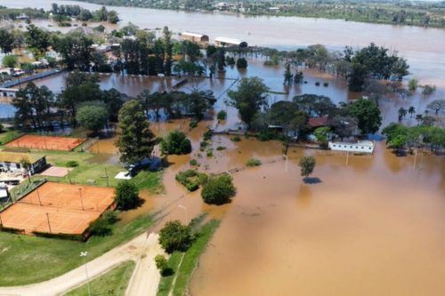 Casi 600 personas evacuadas en Concordia por el desborde del río Uruguay
