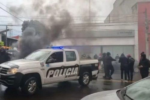 Misiones: no hubo acuerdo entre los policías y el gobierno y advierten por un «estallido social»