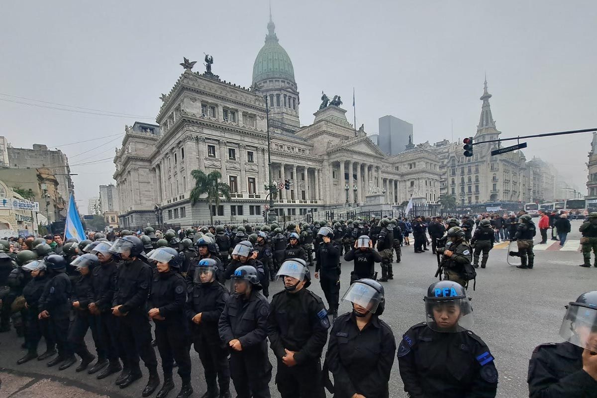 Del Estado de derecho al Estado enclenque