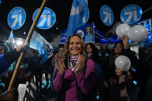 Uruguay: la inseguridad y la economía ponen al Frente Amplio arriba en las encuestas