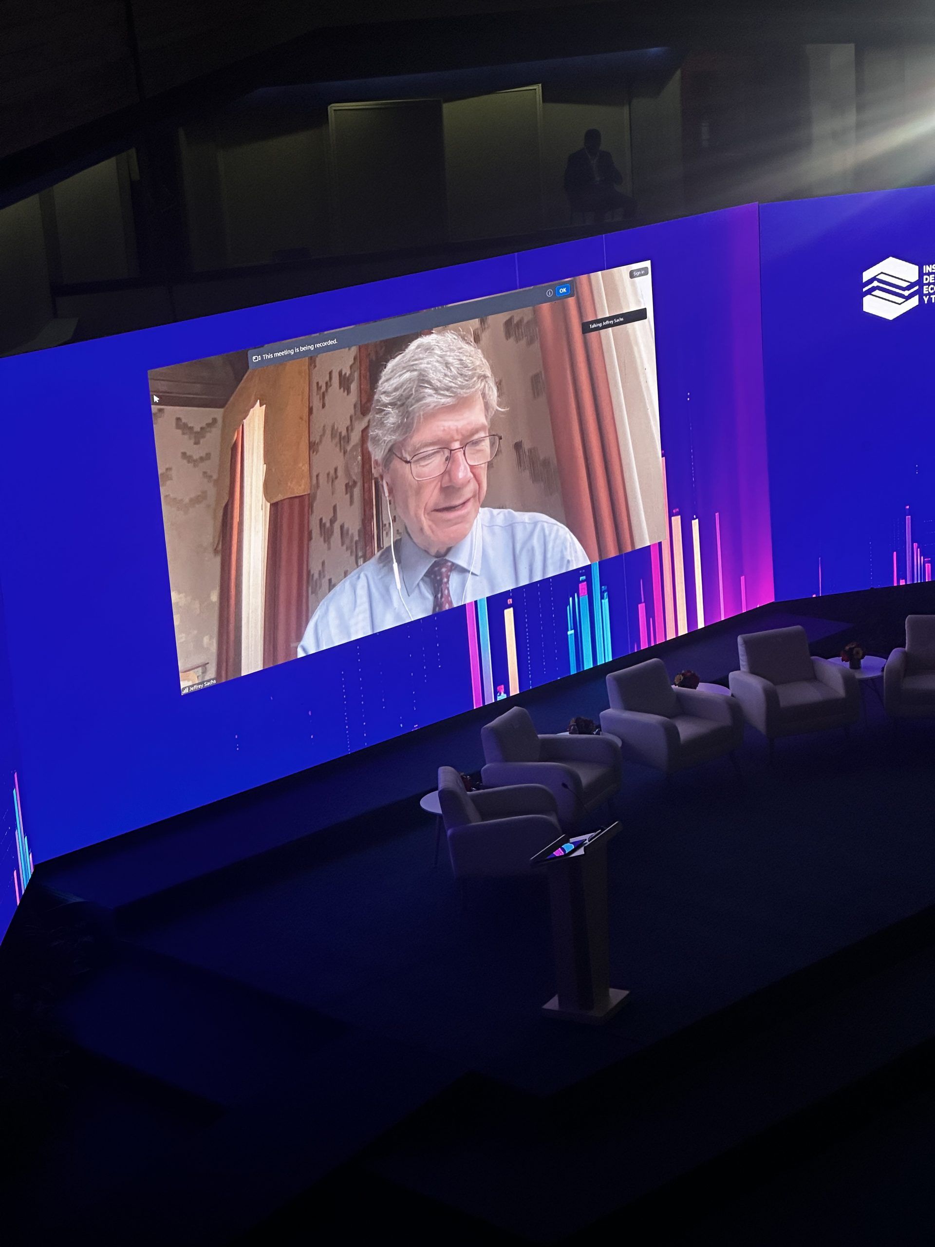 Jeffrey Sachs: «Venezuela puede lograr un aumento masivo de la actividad económica»