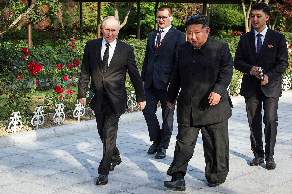 Rusia y Corea del Norte firman un acuerdo que incluye la defensa mutua en caso de agresión