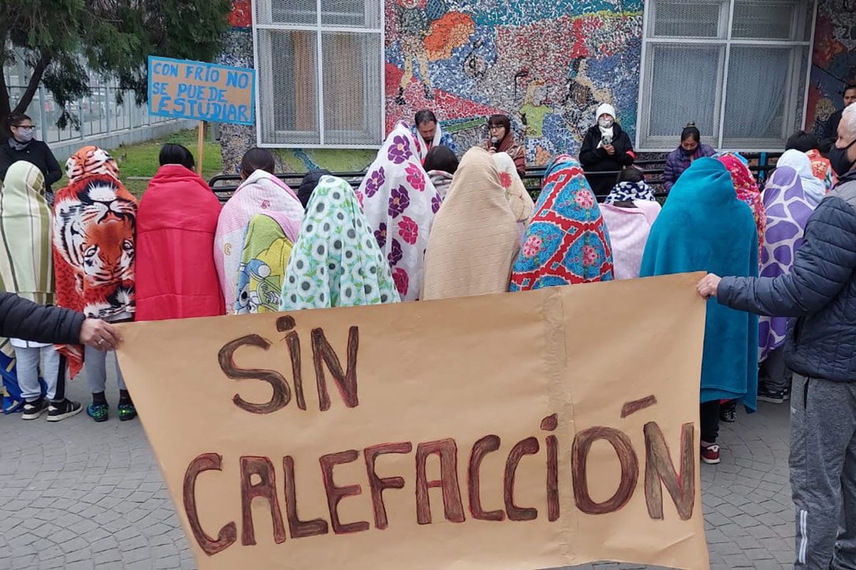 Escuelas y hospitales porteños, sin calefacción frente a un invierno que promete bajas temperaturas