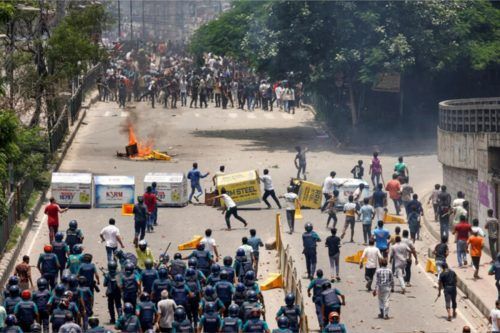 Bangladesh: los muertos en las protestas ascienden a 32