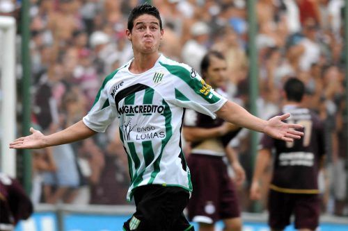 «Mi nombre se dice James, no Yeims»: los inicios en Banfield del 10 y capitán de Colombia