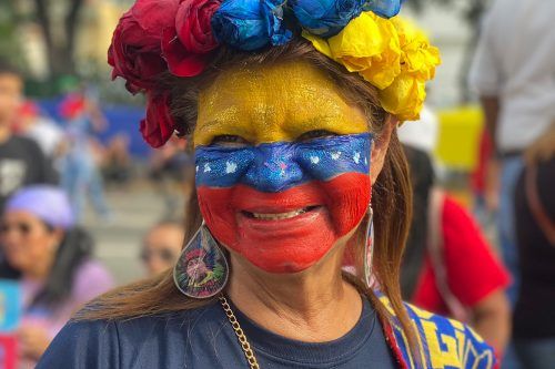 El chavismo entre el sonido y la furia