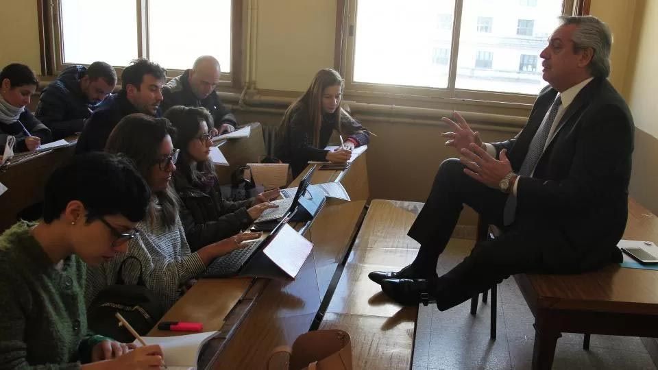 Alberto Fernández ya no dará clases en la UBA tras la denuncia de Fabiola Yañez