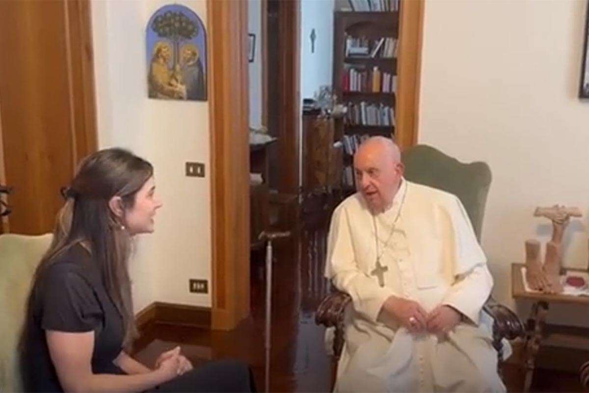 El Papa recibió a la nieta de una víctima de Astiz y condenó el plan para liberar represores