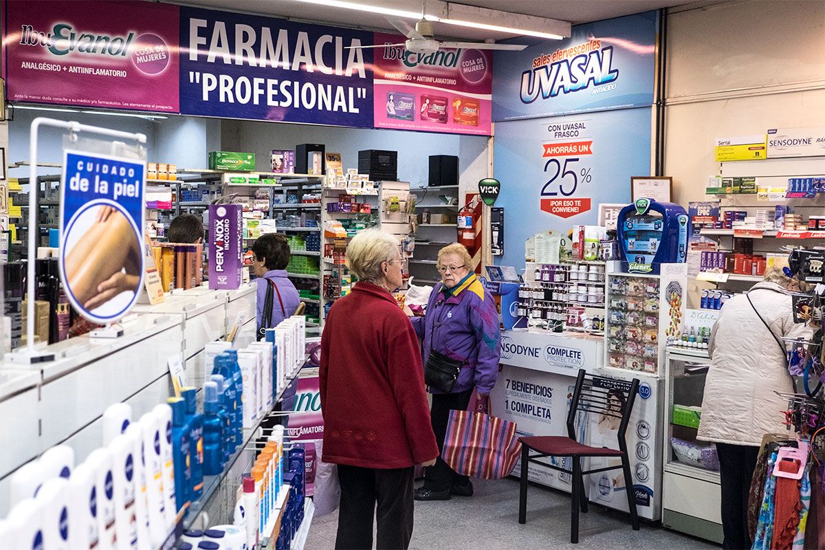 PAMI dejó a millones de afiliados sin cobertura al 100% de medicamentos