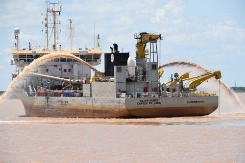 Antes de licitar la hidrovía, el gobierno deberá resolver intereses contrapuestos